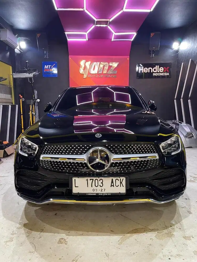 Jual mercedes benz coupe GLC300