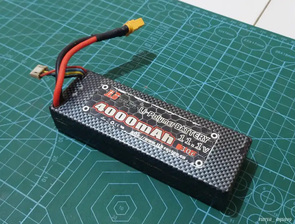 Baterai lippo 3s 4000mAh 30c bawaan JLB J3 SPEED