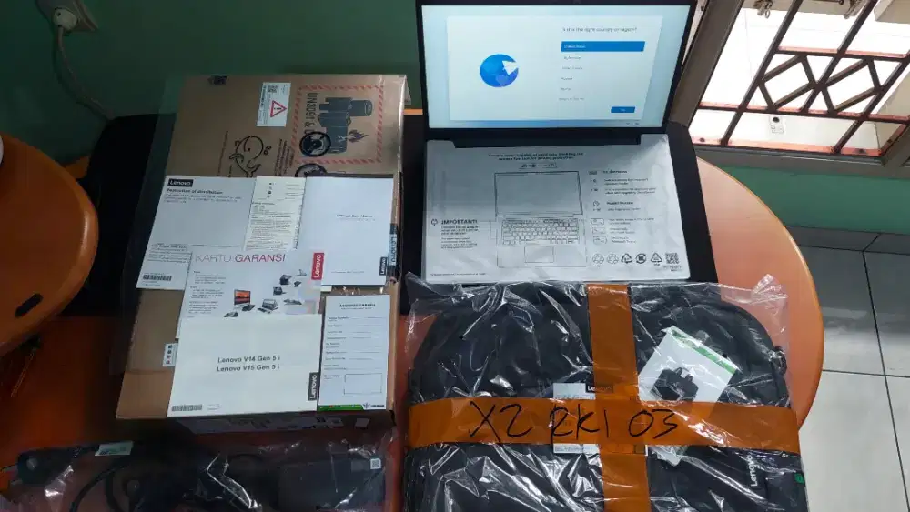 Lenovo V14 G5, i7-13620H + RAM 16gb & SSD 512gb. BELUM PERNAH DIPAKAI