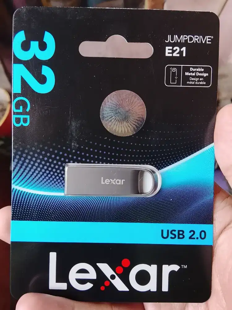Flashdisk original Lexar 32GB baru segel