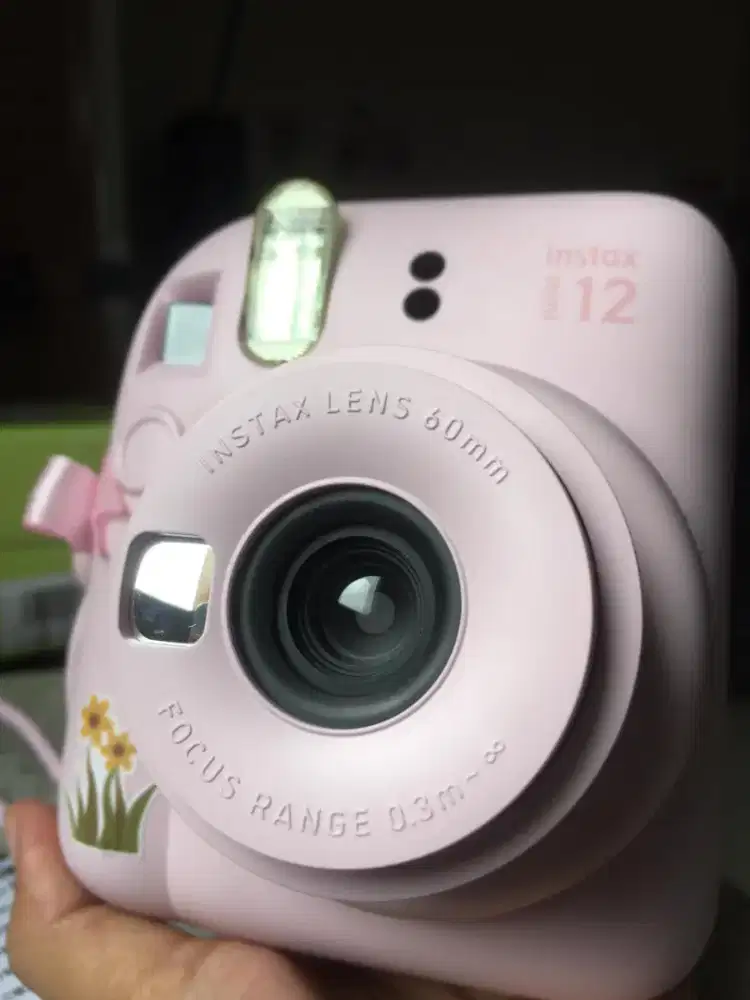 Fujifilm Instax Mini 12 Full Box – Like New