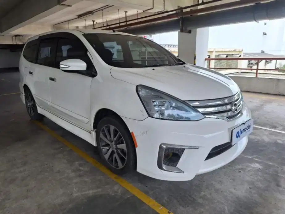 DP RENDAH Nissan Grand livina 1.5 Highway Star Facelift AT 2017 TVV