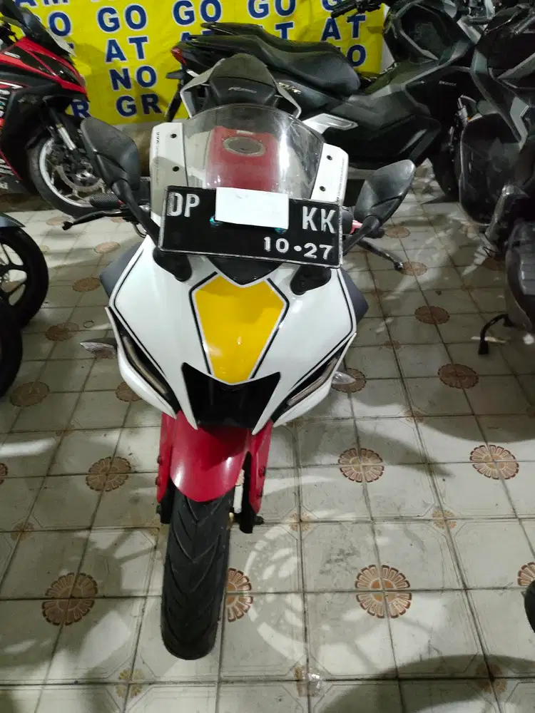 Yamaha R150cc 2022 Putih