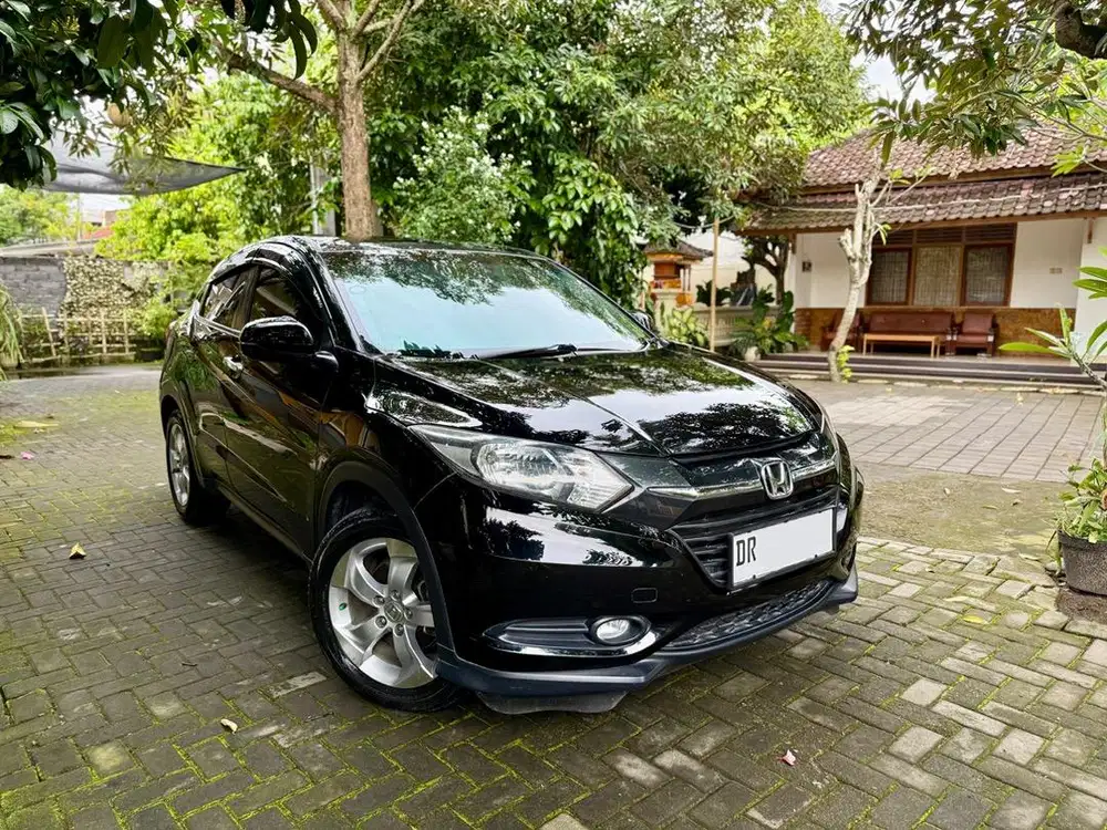 Dijual Honda HRV 2015 E