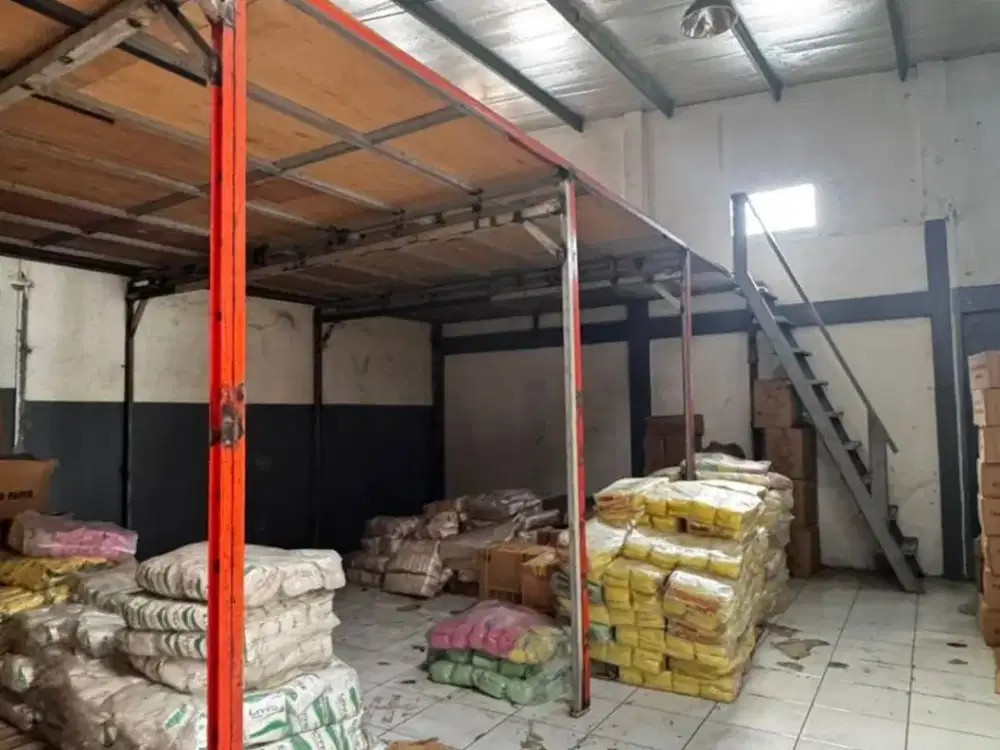 Gudang Siap Pakai di Jalan Pameuntasan Sayap TKI Bandung