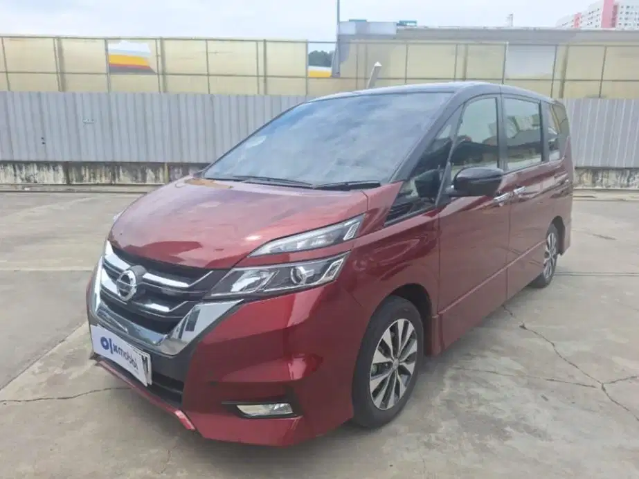 LOW DP Nissan Serena 2.0 Highway Star Bensin-AT 2019 SIZ