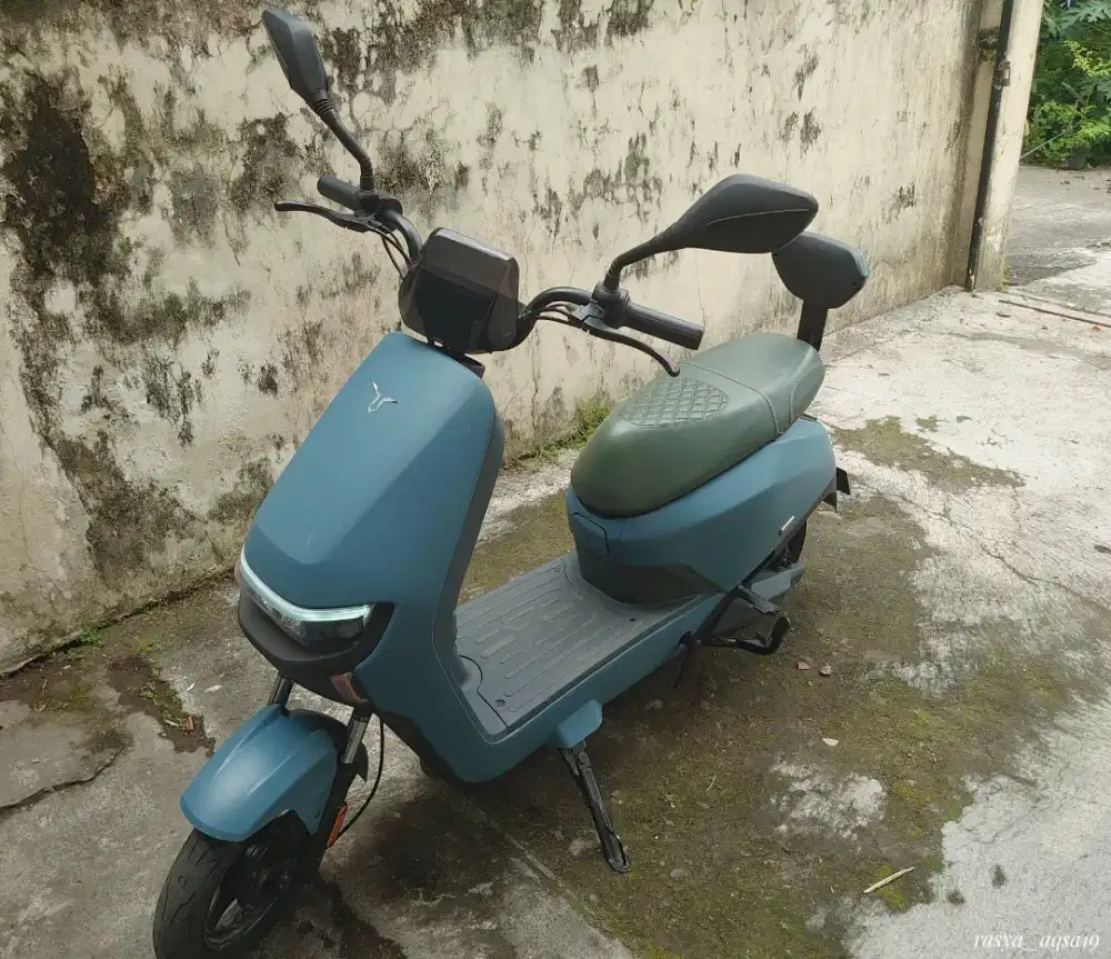 Sepeda listrik uwinfly M70