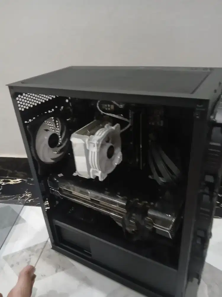 PC gaming Ryzen 5 5600 AMD RX 5700 XT 16 GB RAM