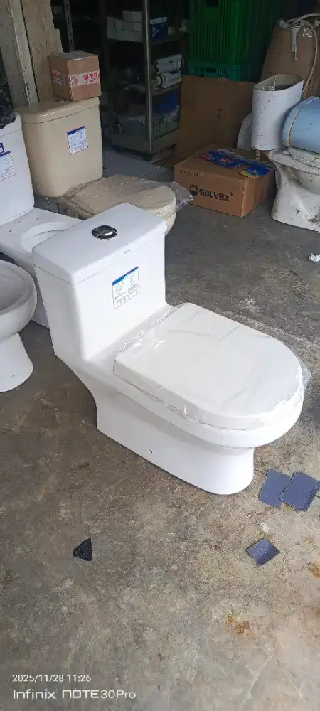 Closet duduk monoblok serecite siap pakai