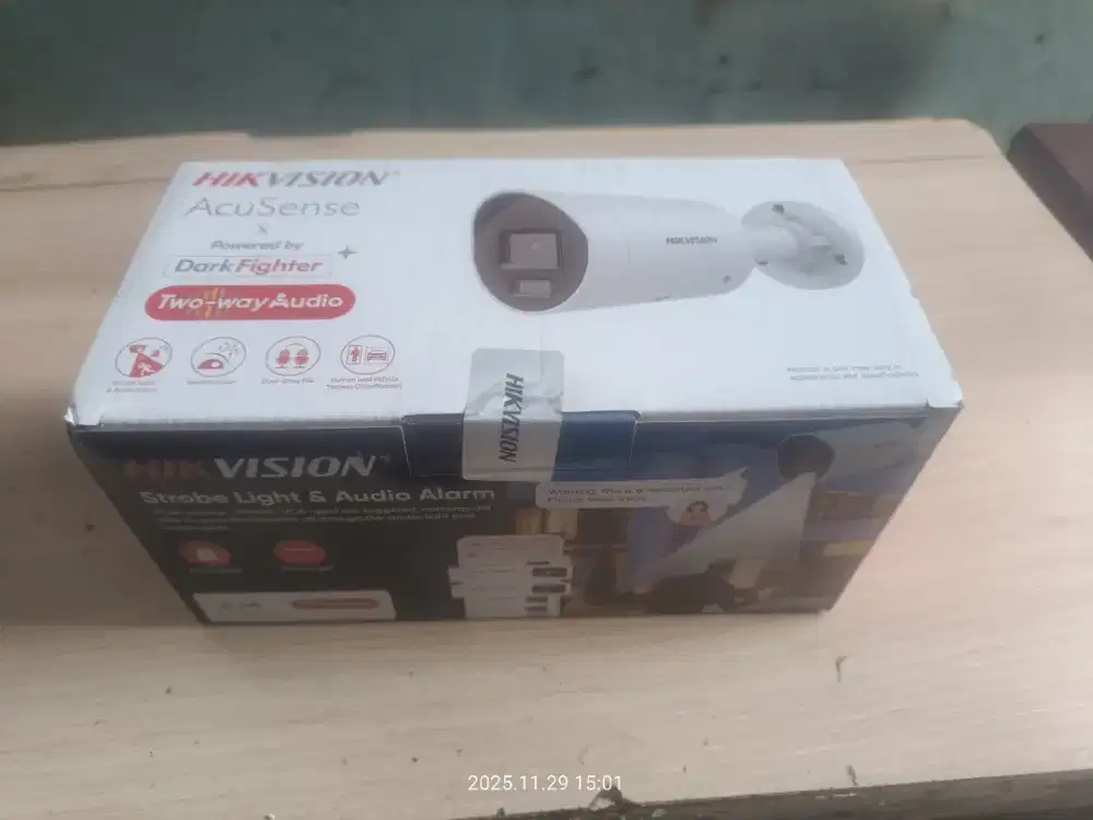 Hikvision DS-2CD2046G2H-I2U/SL  4MP Two Way Audio Darkfighter