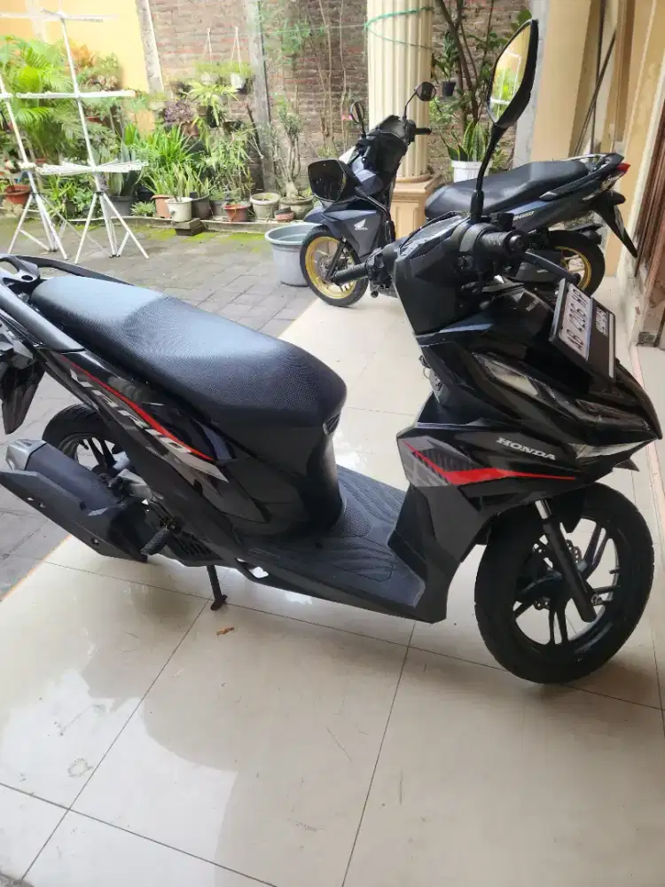Vario 125 k2v hitam glosy 2023 Gbm