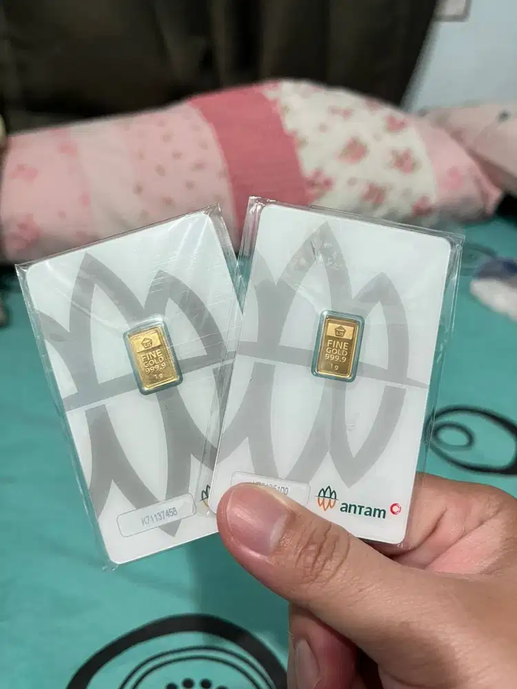 Logam Mulia Antam 1gr 2 Keping Tahun 2021 dan 2025