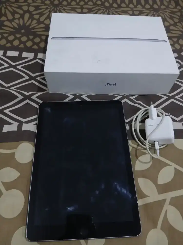 Ipad gen6 32gb ex ibox