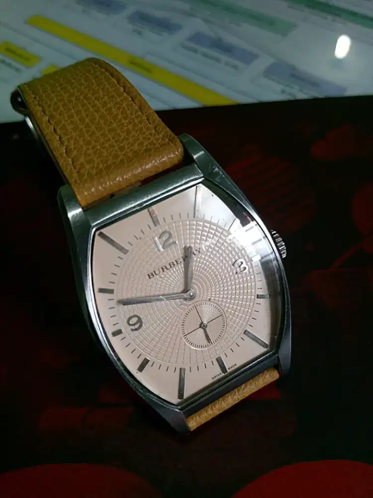 Burberry Champagne 1650