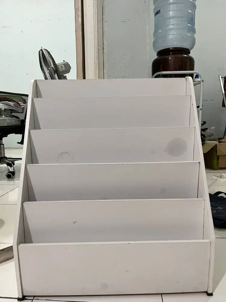 Rak Buku Anak 5 Susun Secondhand