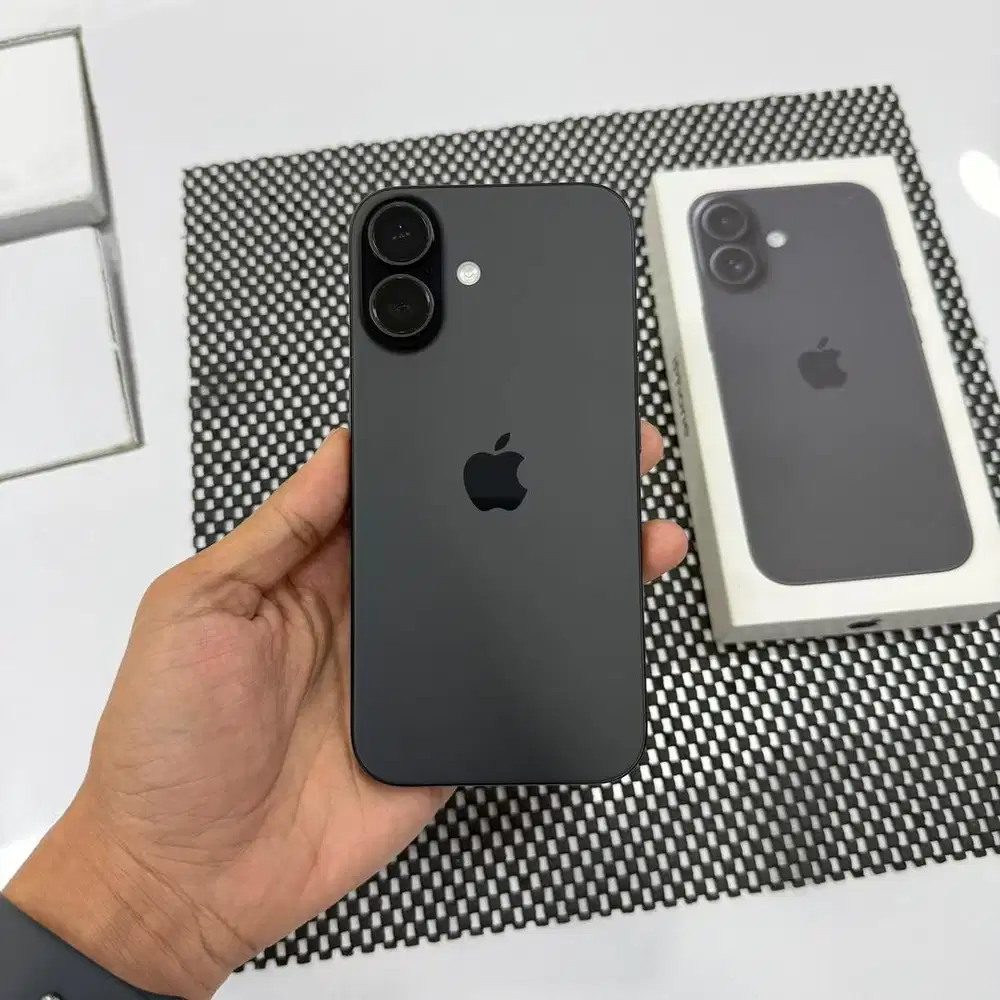 iPhone 16 256GB iBox Garansi 5 Bulan