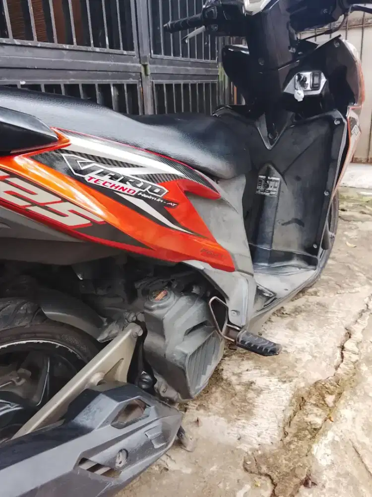 Honda Vario 125 cc Kzr Mulus
