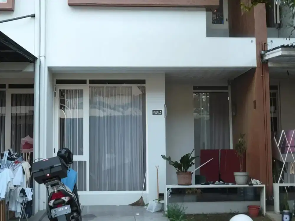 Rumah Minimalis 2 Lantai di Cluster IRSUD Istana Regency Sudirman Bandung