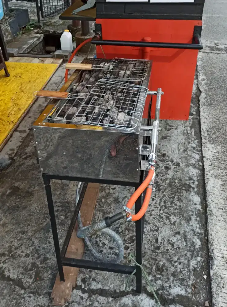 Panggangan Gas Tanpa Asap 65cm x 35cm.