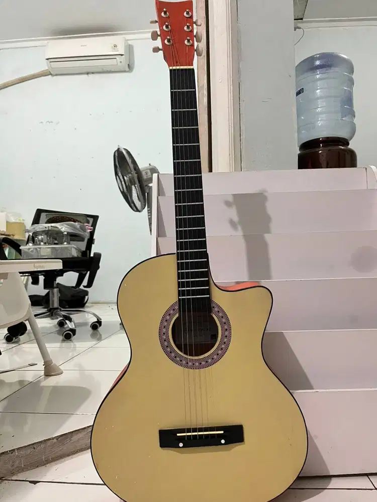 Gitar Akustik Mandalika S-01