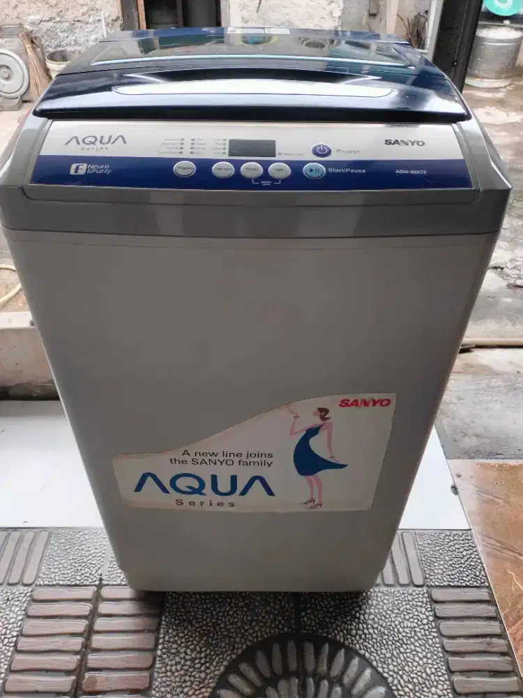 Mes8n cuci otomatis aqua 8.5kg