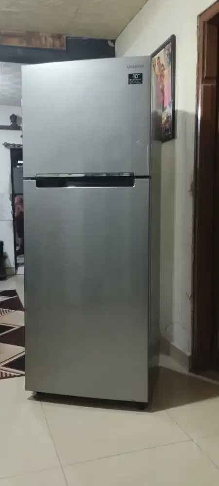 KULKAS 2 PINTU JUMBO