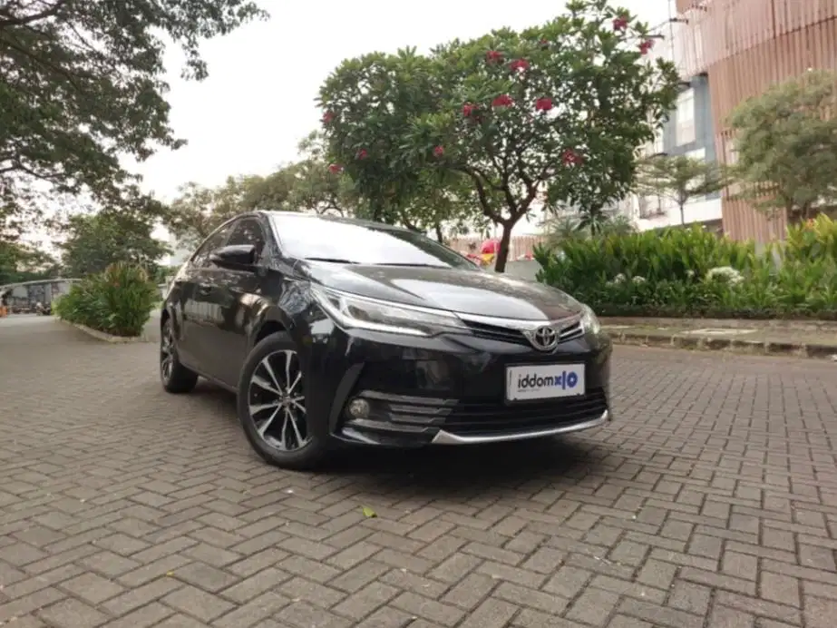 LOW DP Toyota Corolla Altis 1.8 V Bensin-AT 2019 TAG