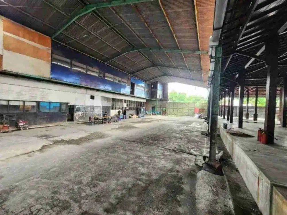 Gudang Murah Hitung Tanah Dekat Pintu Tol Klodran-Solo