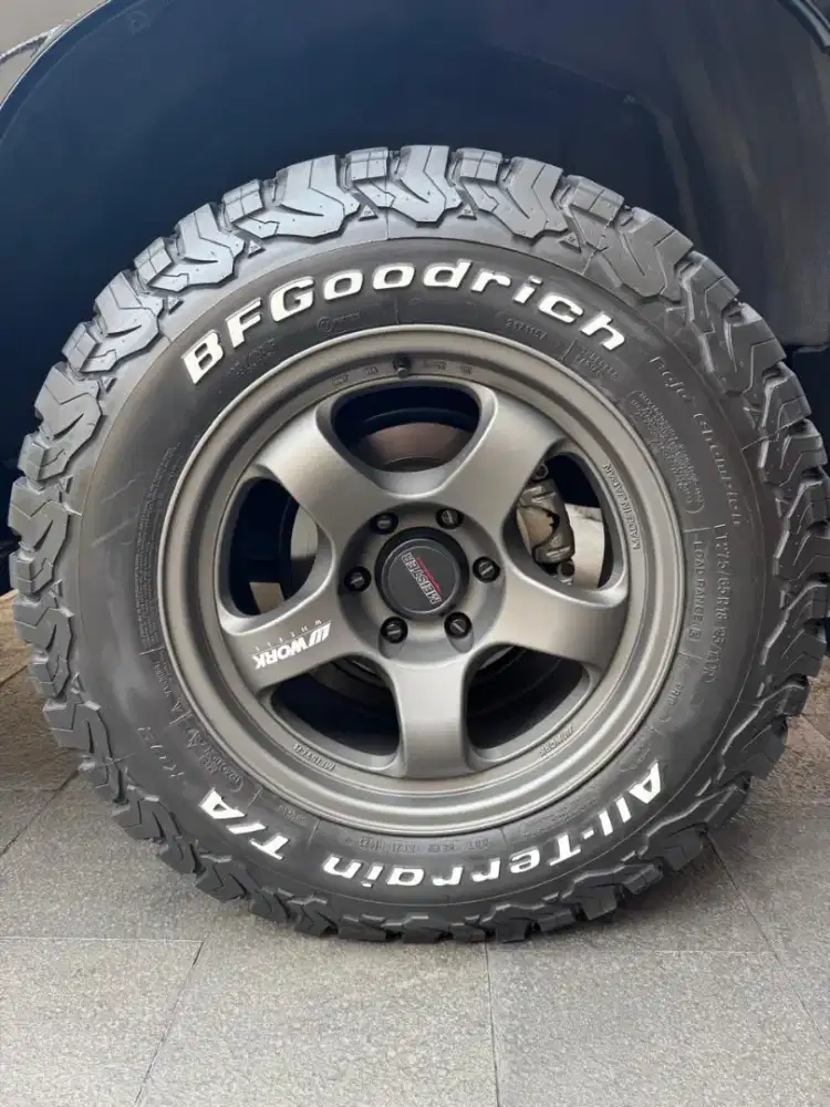 Velg Work Meister S1 SUV 18 inch pcd 16x139.7 + ban BFG made in USA