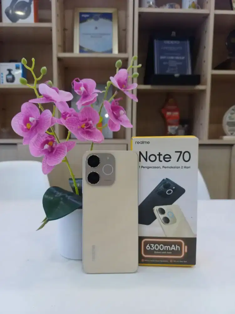 Realme note 70 4/128 mulus nominus masih garansi panjang