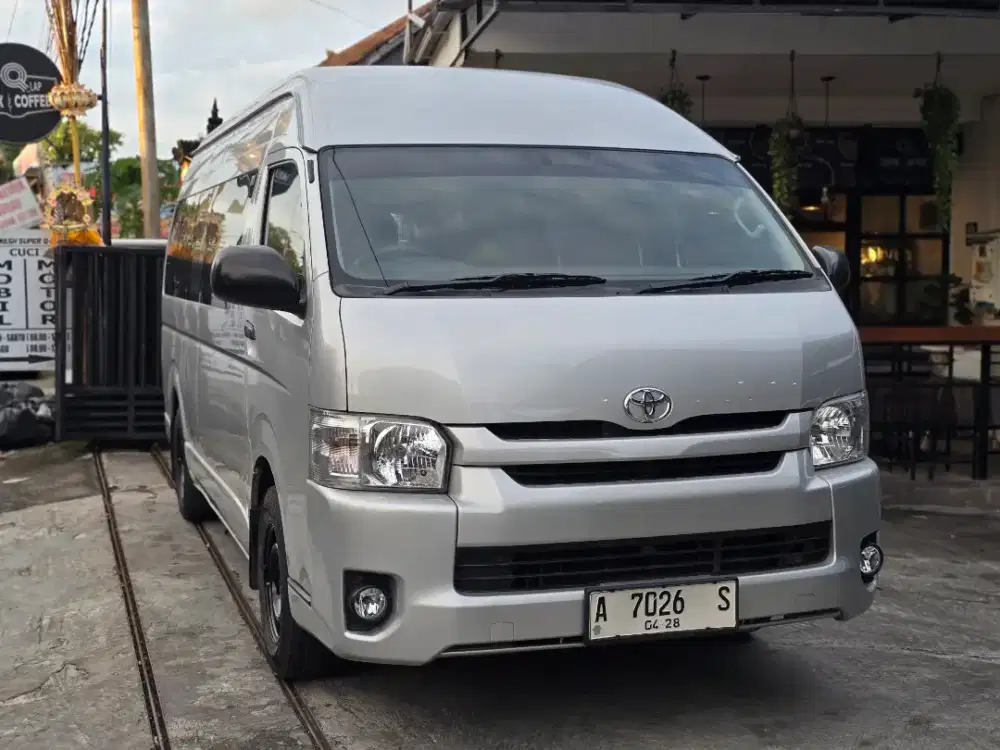 TOYOTA HIACE COMMUTER, TAHUN 2018, MANUAL