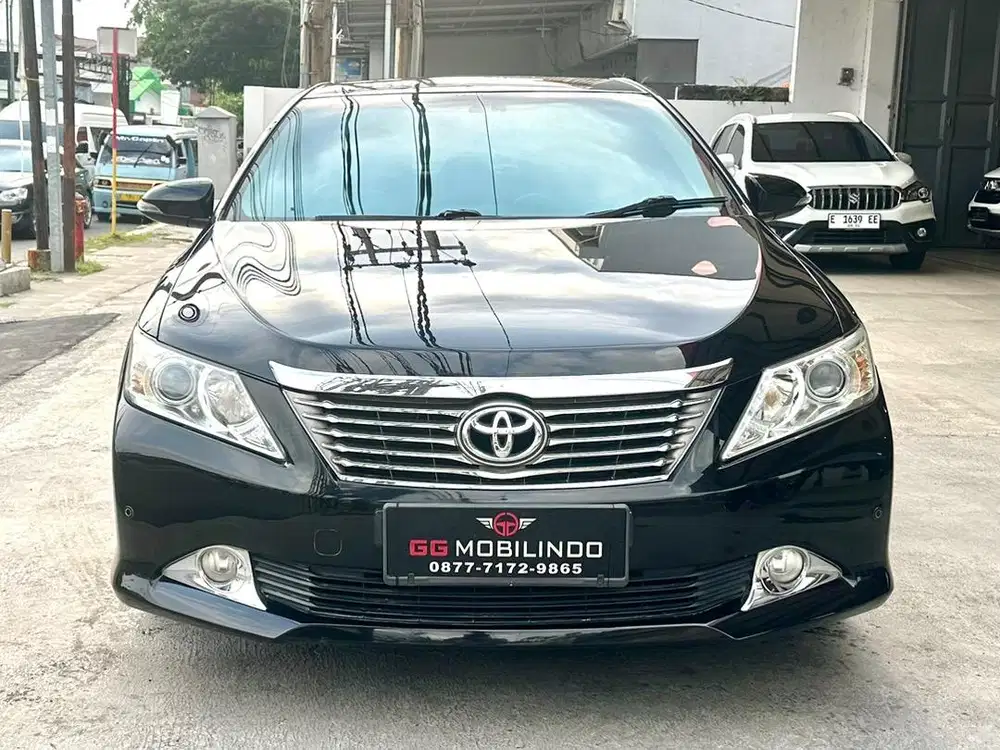 Toyota Camry 2.5 V Automatic Th 2013