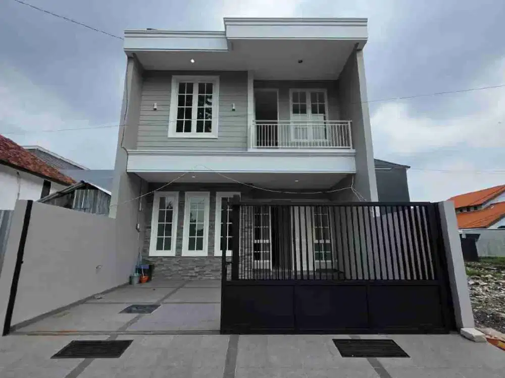 Dijual Rumah Baru 2 lantai Gayung Kebonsari dekat Rungkut
