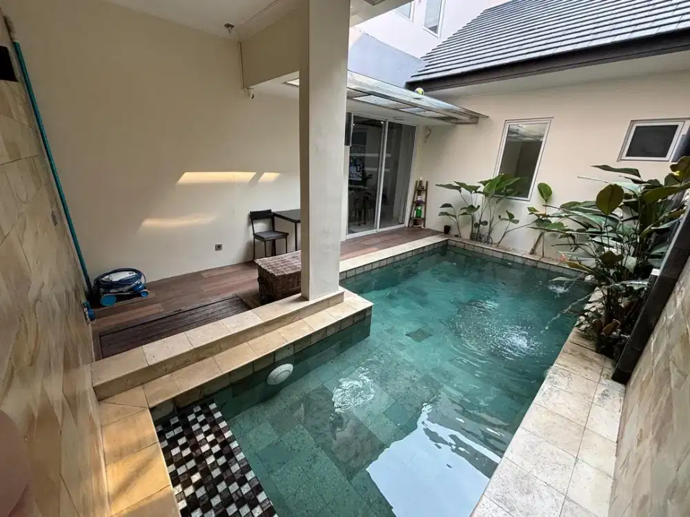 Jual Rumah Furnished ada pool, New Vivacia The Eminent, BSD City