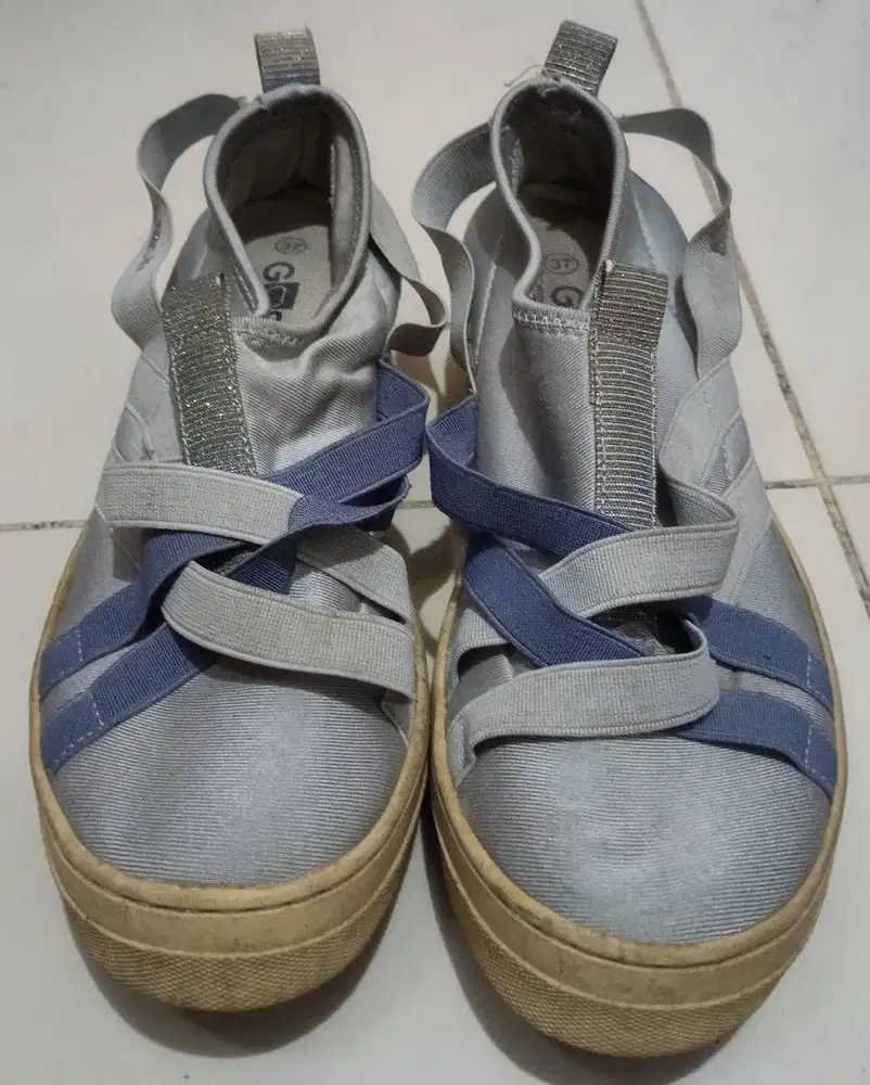 Sepatu Wanita GOSH Second