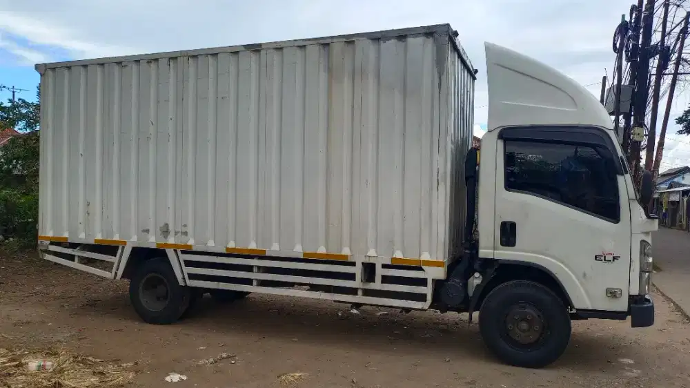 Isuzu ELF NMR 81 box tahun 2023 (Nopol BG)