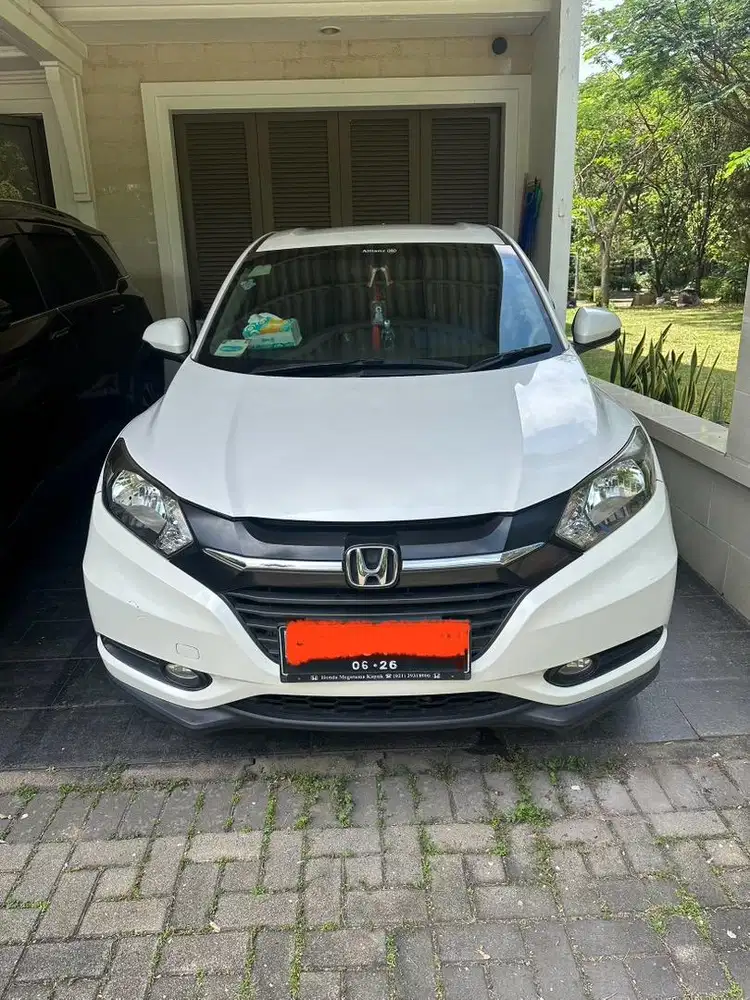 DIJUAL HONDA HRV 2016 ( PRIBADI TANGAN 1 )