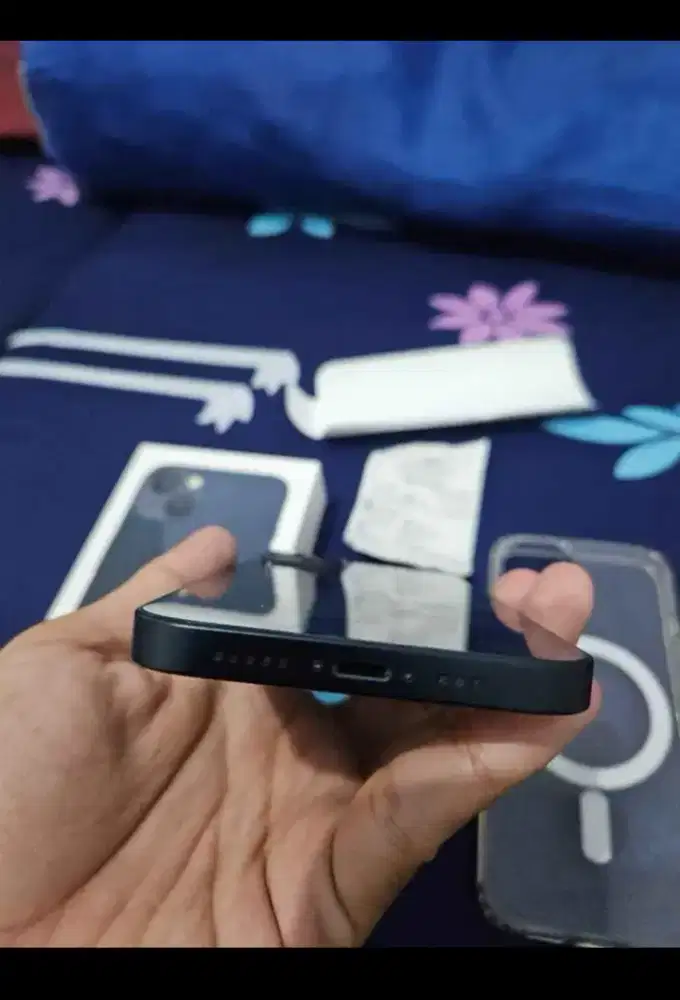 Dijual IP 13 128GB Iboxresmi no minus pmkaian pribdi
Cod mnyesuaikan.