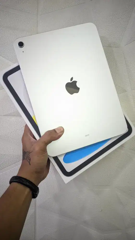 Ipad gen 11 128gb ibox fullset ori seminggu pakai warna putih