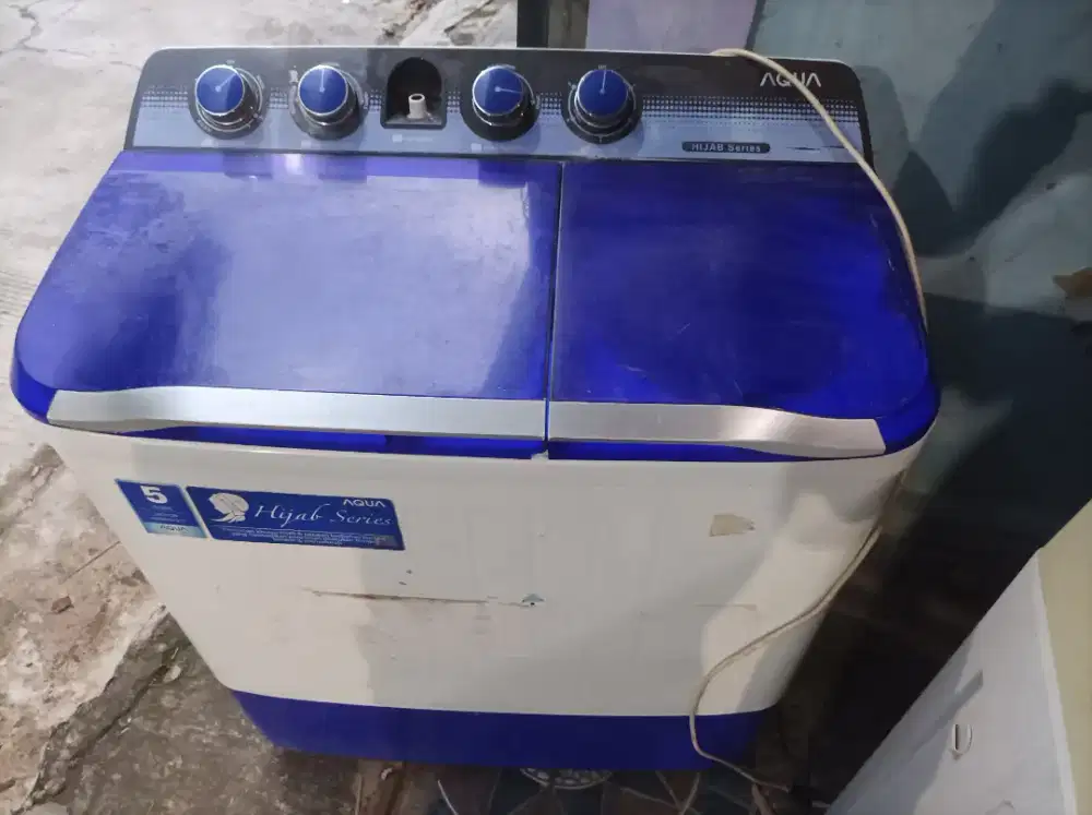 Mesin cuci Aqua 2 tabung 10kg