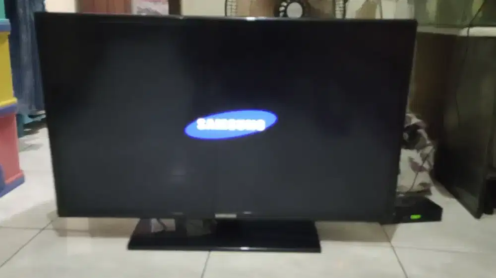 TV Led Samsung 32 Inci