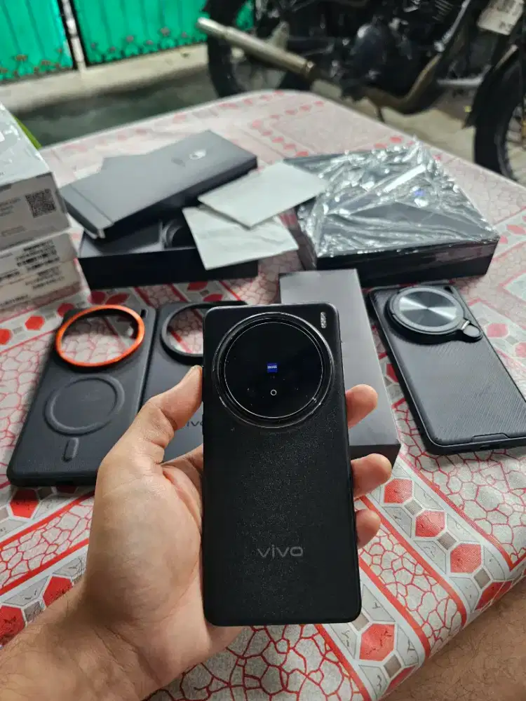 Vivo V200 Pro 16/256gb likenew garabsi on full bonus