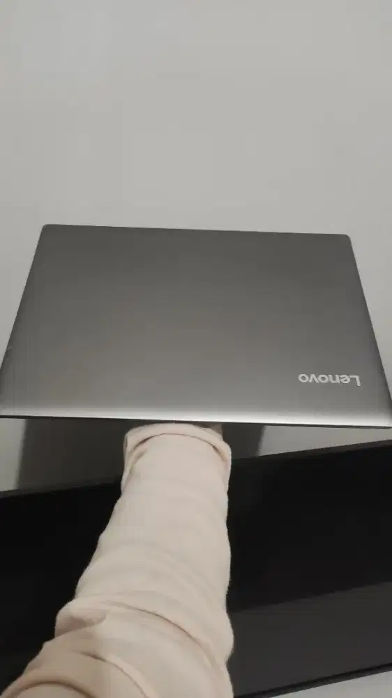 Laptop Lenovo 320s-14IKB