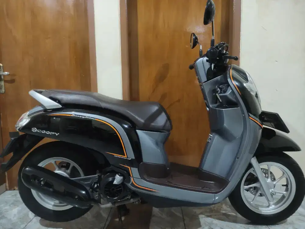 Super istimewa low km scoopy stylish cbs iss super mulus no minus