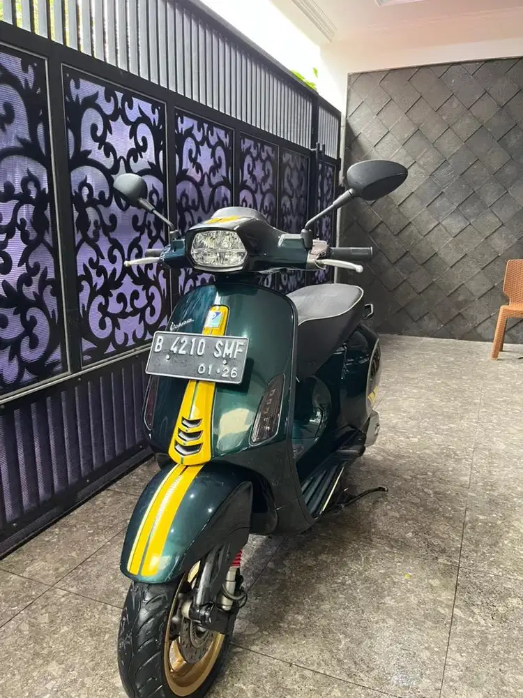 Vespa sprint sixties racing 2020