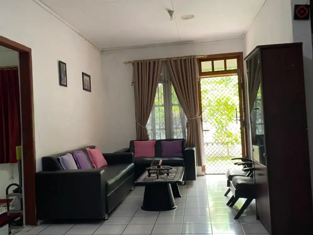 Dijual Rumah Komplek Arcamanik Endah 1 Lantai Luas 176m² 4+1 Kamar Tidur, Hadap Timur, SHM Bisa KPR Arcamanik Bandung