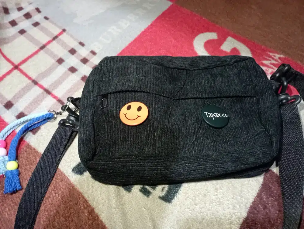 tasmini yg cocok kmu bawa kmna mana
desain nya lucu dan menggemaskan