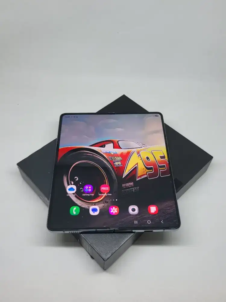Samsung Galaxy Z Fold4 12/1TB Resmi SEIN