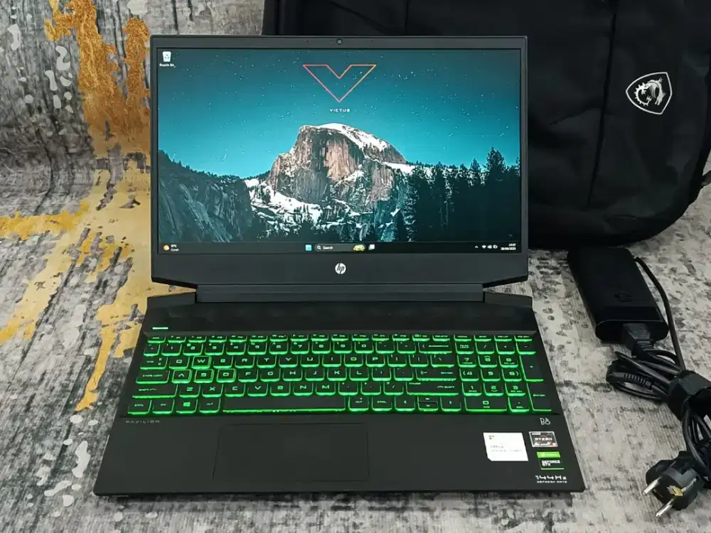 HP Pavilion 15 Ryzen 5-4600H 16GB 512GB GTX 1650 4GB 144Hz Like New