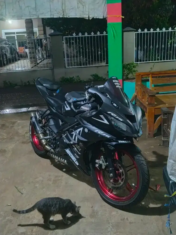 Jual motor R15 V2 modif